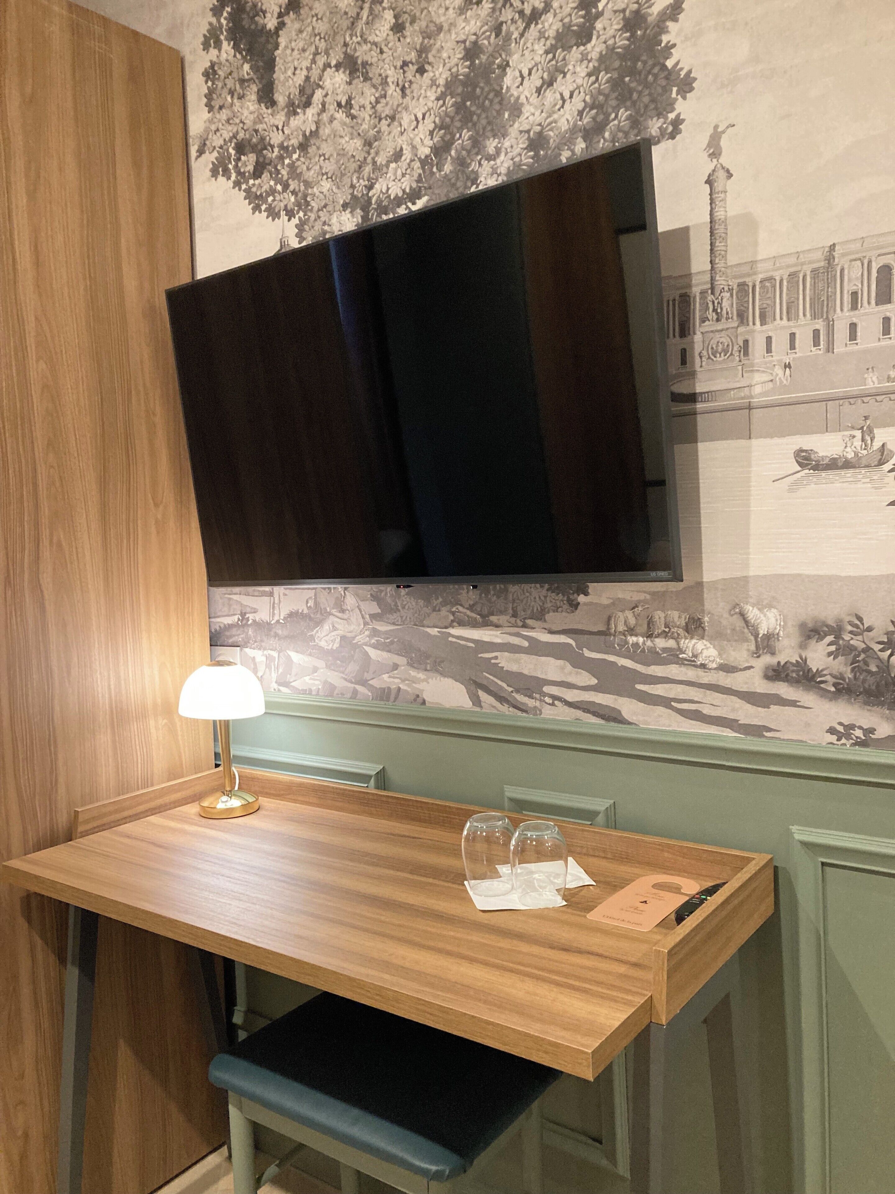 Photo - Hotel De La Paix