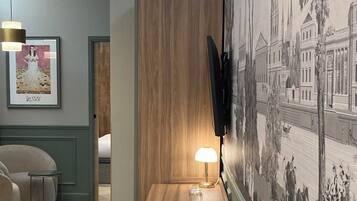 Executive suite | Select Comfort-bedden, een kluis op de kamer, geluiddichte muren