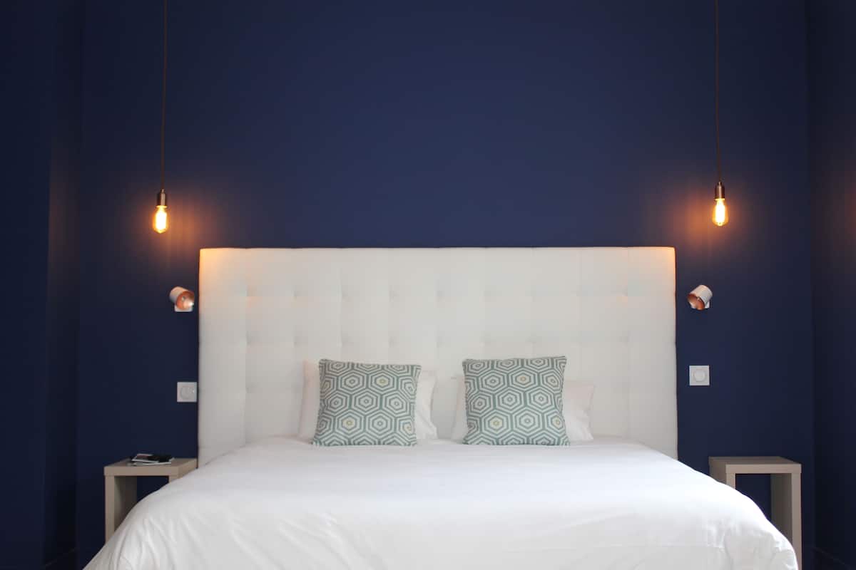 1 bedroom, premium bedding, pillow-top beds, in-room safe