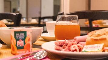 Dagelijks ontbijtbuffet (toeslag)