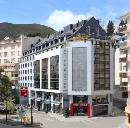 Exterior. Hotel Padoue