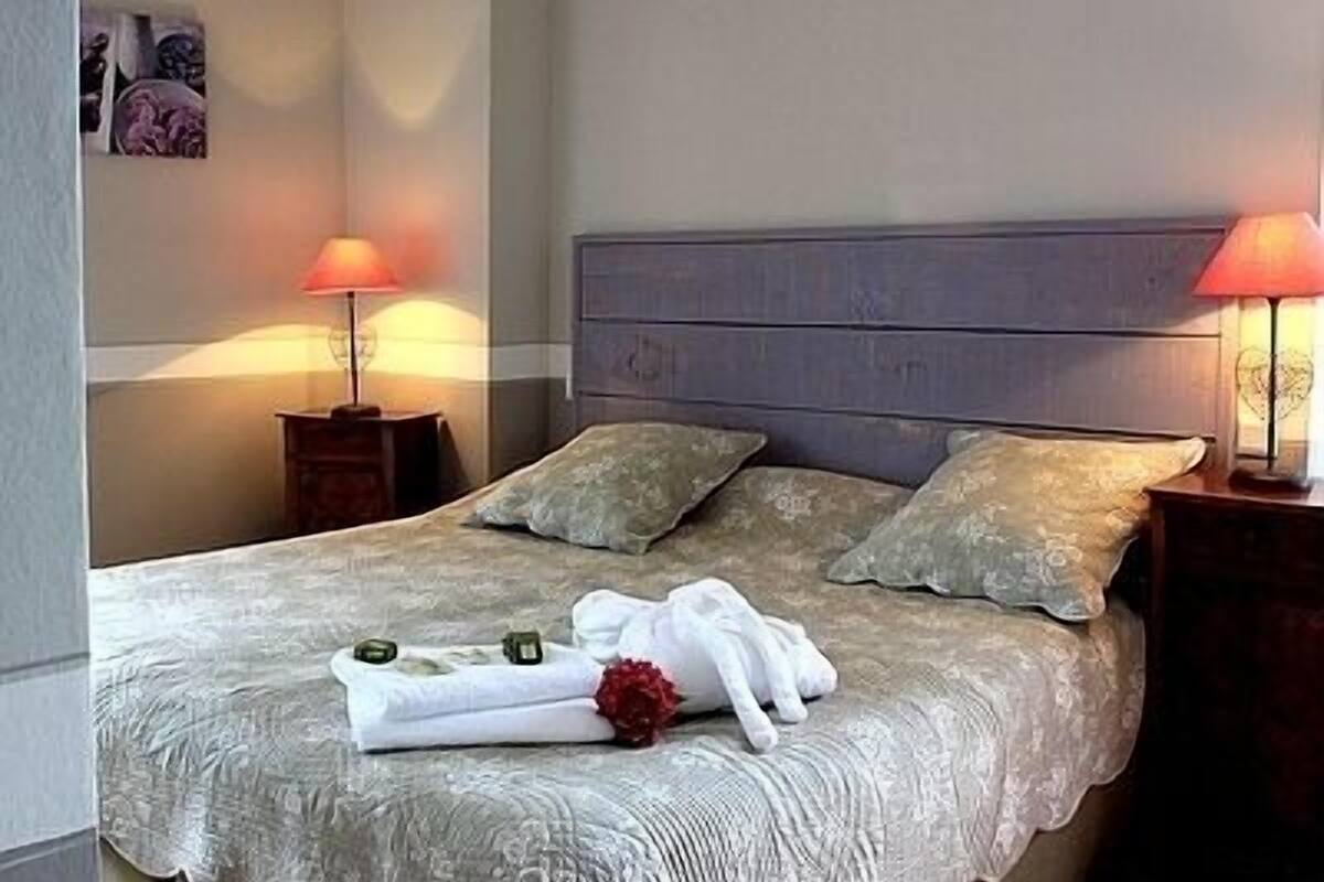 Comfort Double or Twin Room | Desk, free cots/infant beds, rollaway beds, free WiFi