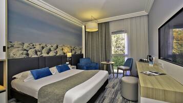 Privilege - Rum - 1 kingsize-sÀng med bÀddsoffa | Minibar, skrivbord, ljudisolering och gratis barnsÀngar