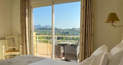 Hotel Marc Hely
