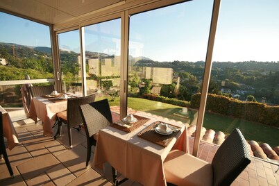 Hotel Marc Hely