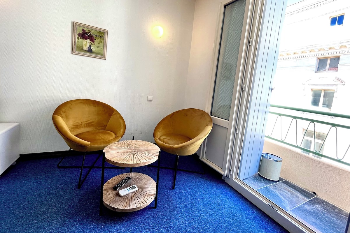 Superior Double Room | Desk, laptop workspace, soundproofing, free WiFi