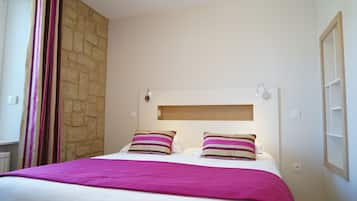 Classic Double Room | Premium bedding, individually decorated, desk, laptop workspace