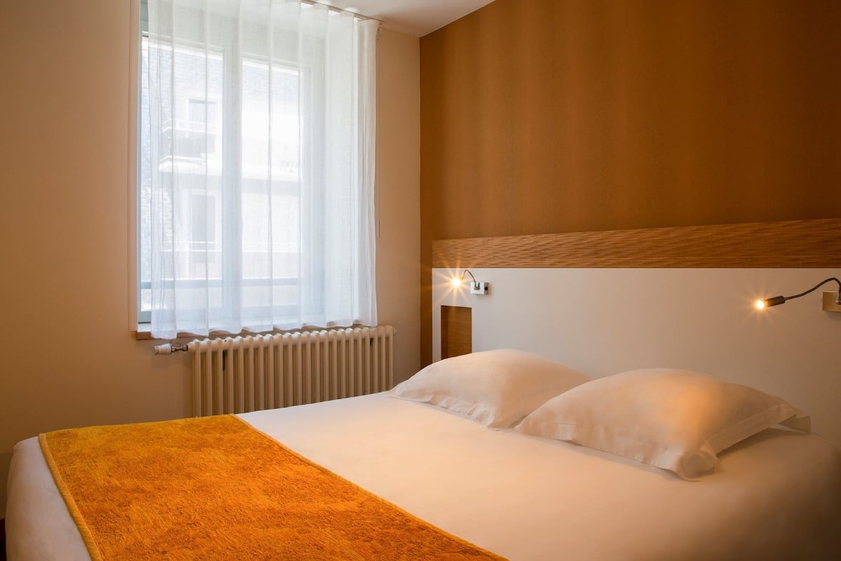 classic double room | 1 bedroom, premium bedding, individually decorated, desk
