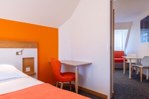 Premium bedding, individually decorated, desk, laptop workspace