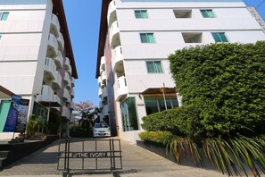 Front of property - The Ivory Suvarnabhumi - Bangkok (Bangkok)