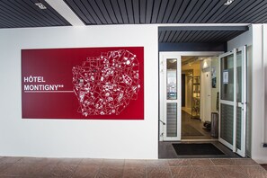 Entrada al alojamiento