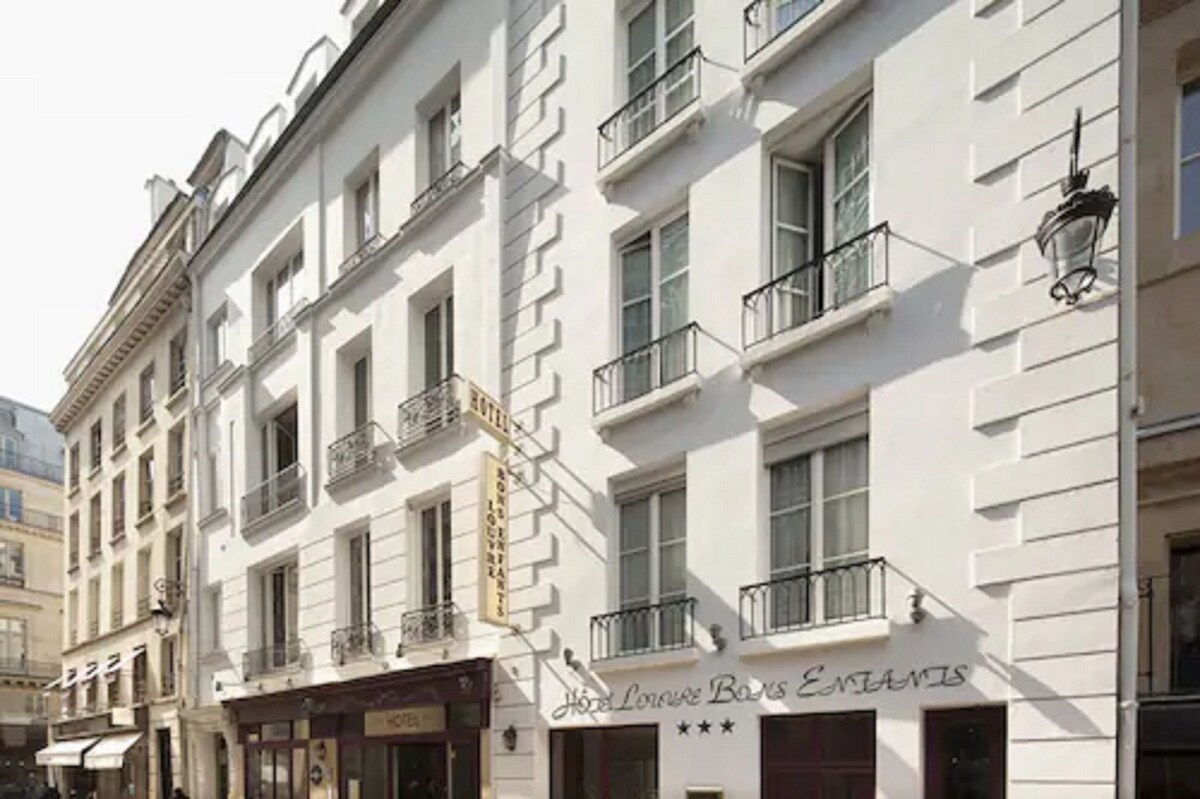 Hotel Louvre Bons Enfants パリ