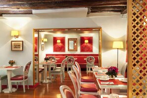 Restaurant - Hôtel Louvre Bons Enfants (Paris)