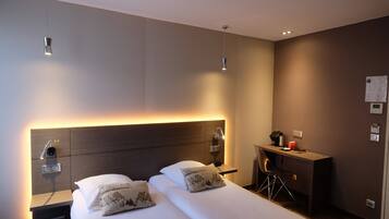 Classic Room Twin Bedroom | Desk, soundproofing, iron/ironing board, free cots/infant beds