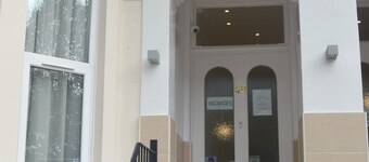 Pearl Hotel London