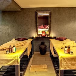 Turkish bath/hammam, body treatments, aromatherapy, body scrubs, facials