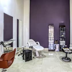 Hair salon