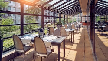 Daily buffet breakfast (EUR 22 per person)