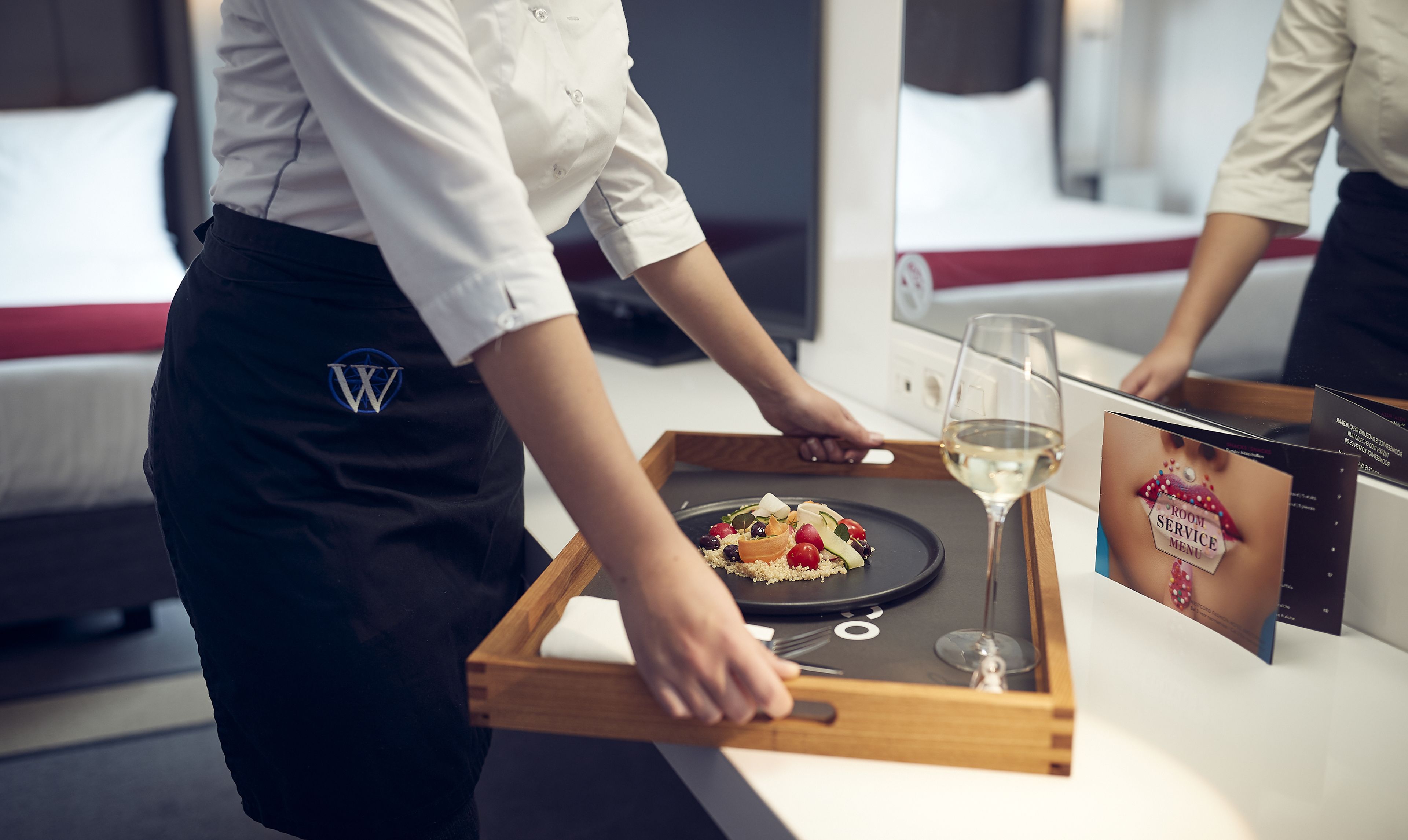 Lakens van Egyptisch katoen, luxe beddengoed, een minibar
