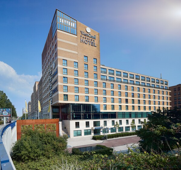 Front of property - WestCord Fashion Hotel Amsterdam (Amsterdam)