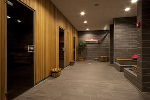 Ruang perawatan pasangan, sauna, ruang uap, dan perawatan tubuh