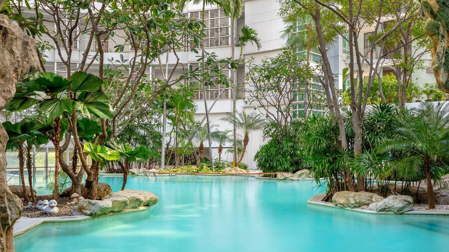 Dusit Suites Hotel Ratchadamri, Bangkok