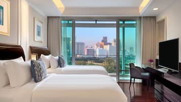 1 bedroom, premium bedding, minibar, in-room safe