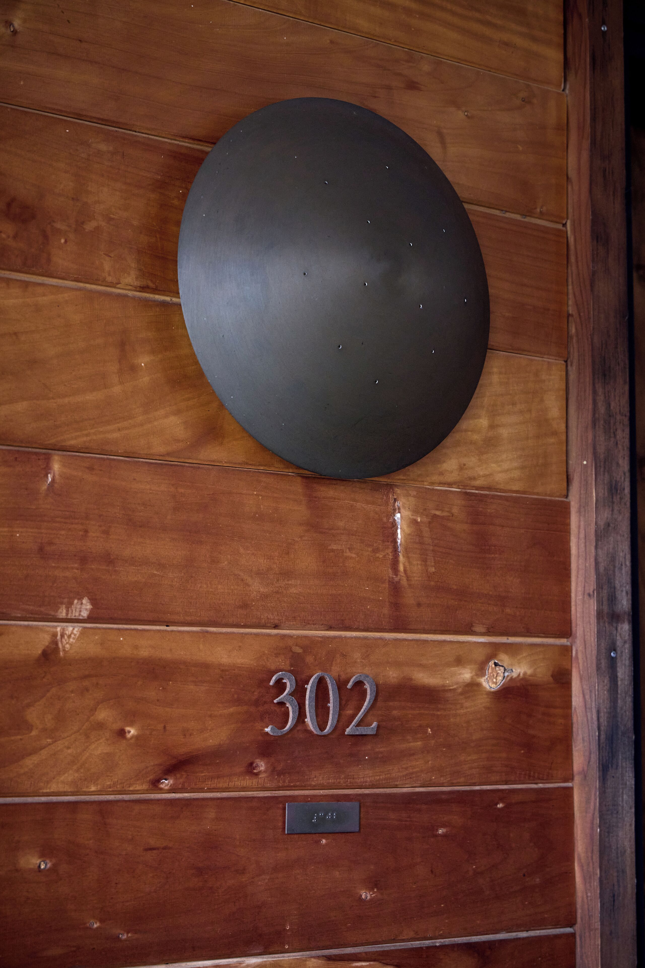 classic suite, 1 king bed | premium bedding, minibar, in-room safe, desk