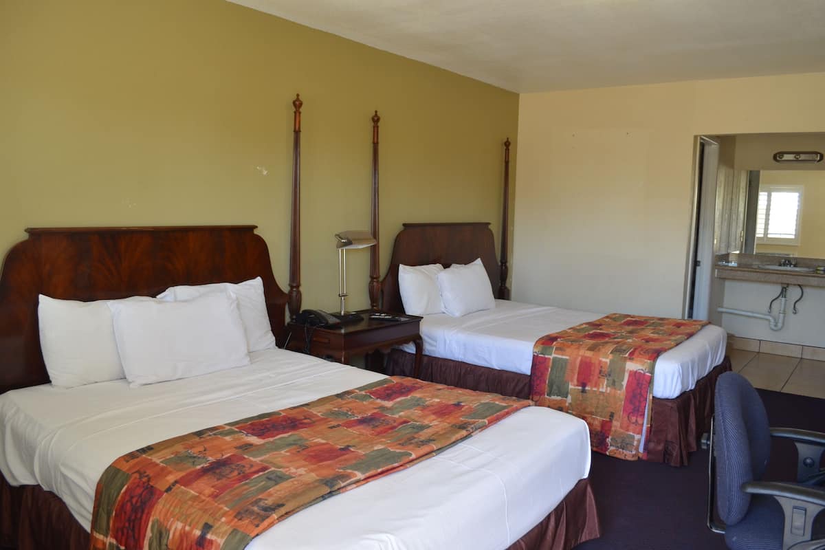 Superior Single Room, 2 Queen Beds, Non Smoking | Desk, WiFi (free), bed sheets