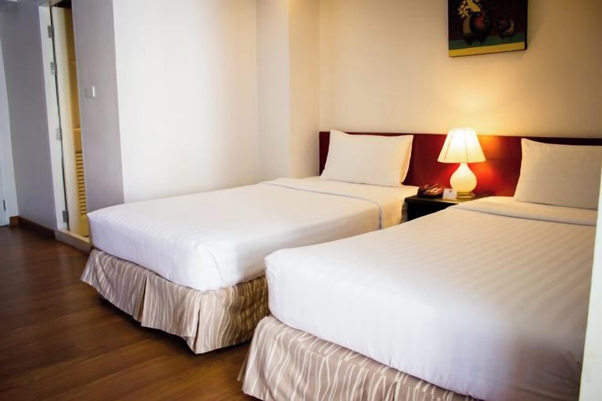 In-room safe, desk, blackout drapes, WiFi (free)
