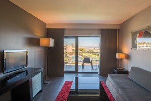 Minibar, in-room safe, desk, blackout curtains