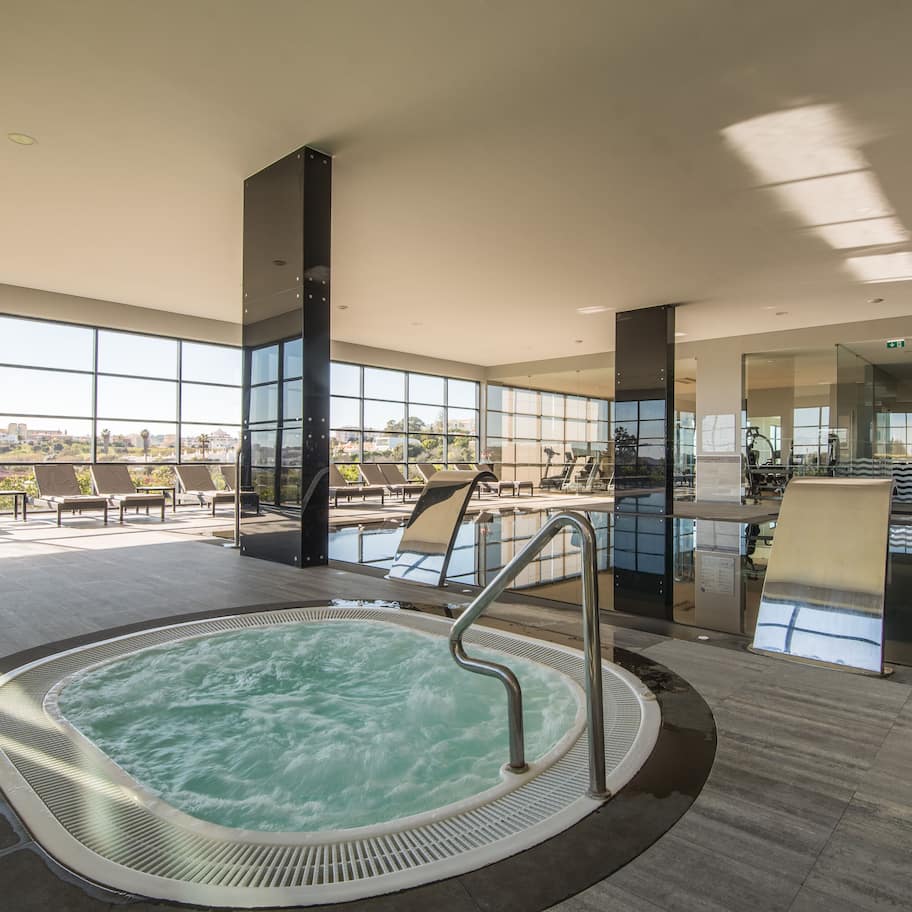 Turkish bath, body treatments, mud baths, hydrotherapy, aromatherapy