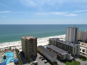 Exterior detail - Crystal Tower By Youngs Sun Coast (Gulf Shores)