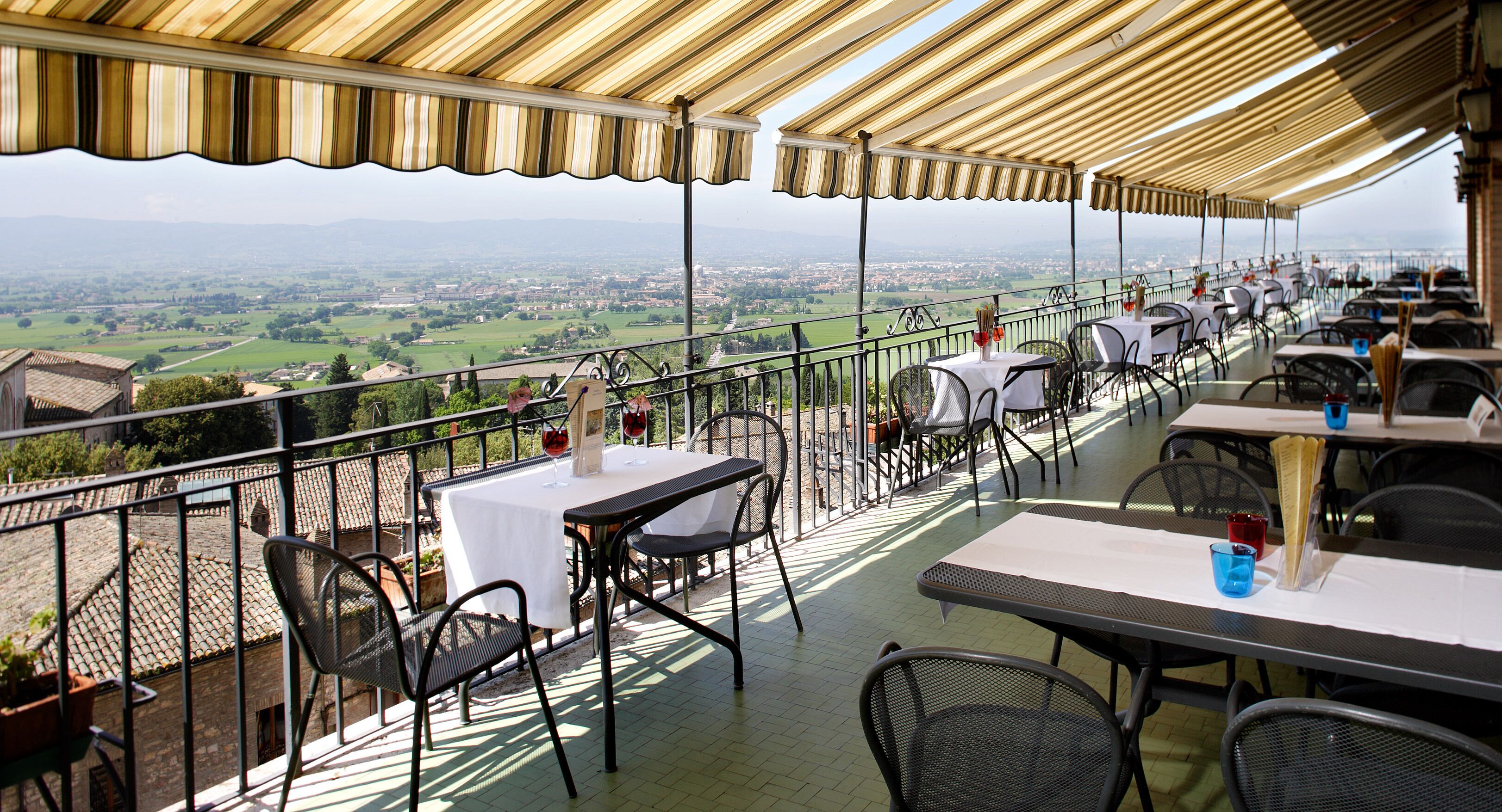 3 Restaurants, Frühstück