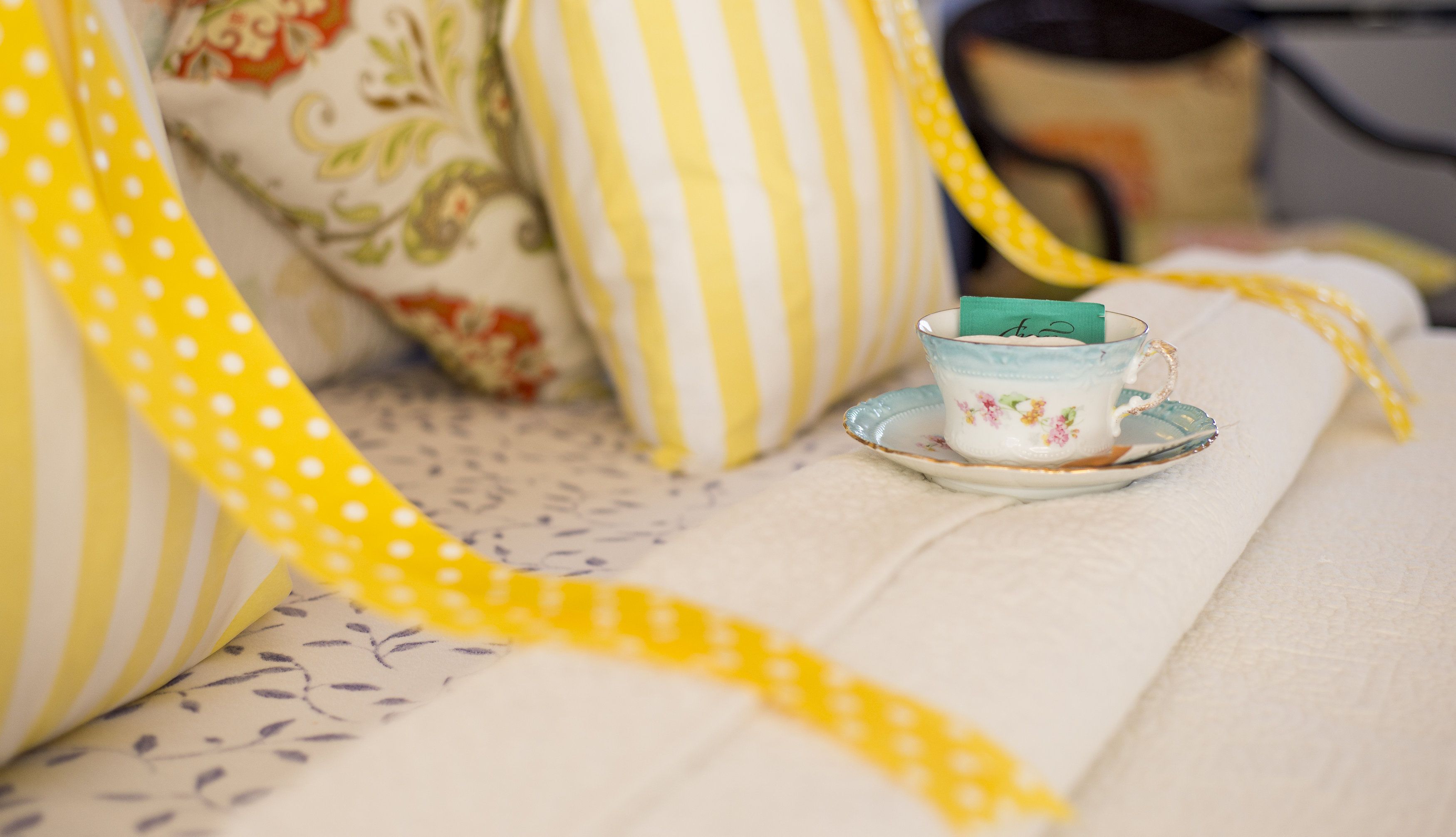 standard room, 1 queen bed, refrigerator & microwave, lake view | individually decorated, individually furnished, iron/ironing board