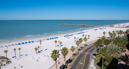 Pelican Pointe Clearwater Beach Hotel