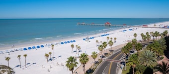 Pelican Pointe Clearwater Beach Hotel