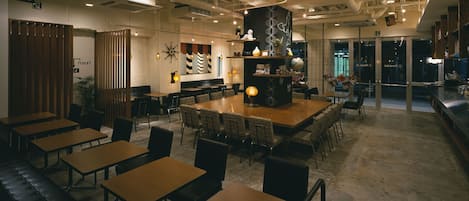 Se sirven desayunos, almuerzos y cenas