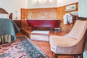 Ropa de cama de alta calidad, camas plegables/adicionales y wifi gratis 