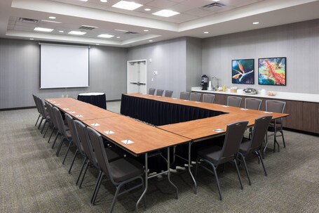 SpringHill Suites by Marriott Orlando at SeaWorld - Image 43