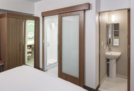 SpringHill Suites by Marriott Orlando at SeaWorld - Image 26
