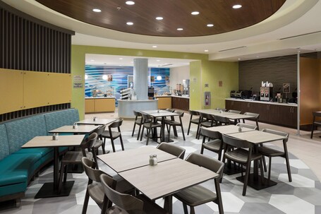 SpringHill Suites by Marriott Orlando at SeaWorld - Image 33