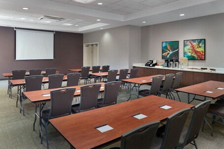 SpringHill Suites by Marriott Orlando at SeaWorld - Image 56