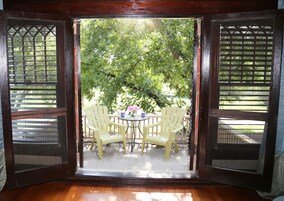 슈피리어룸, 앙스위트 (Philippa's Balcony) | 1 개의 침실, 고급 침구, 각각 다른 스타일의 인테리어, 다리미/다리미판