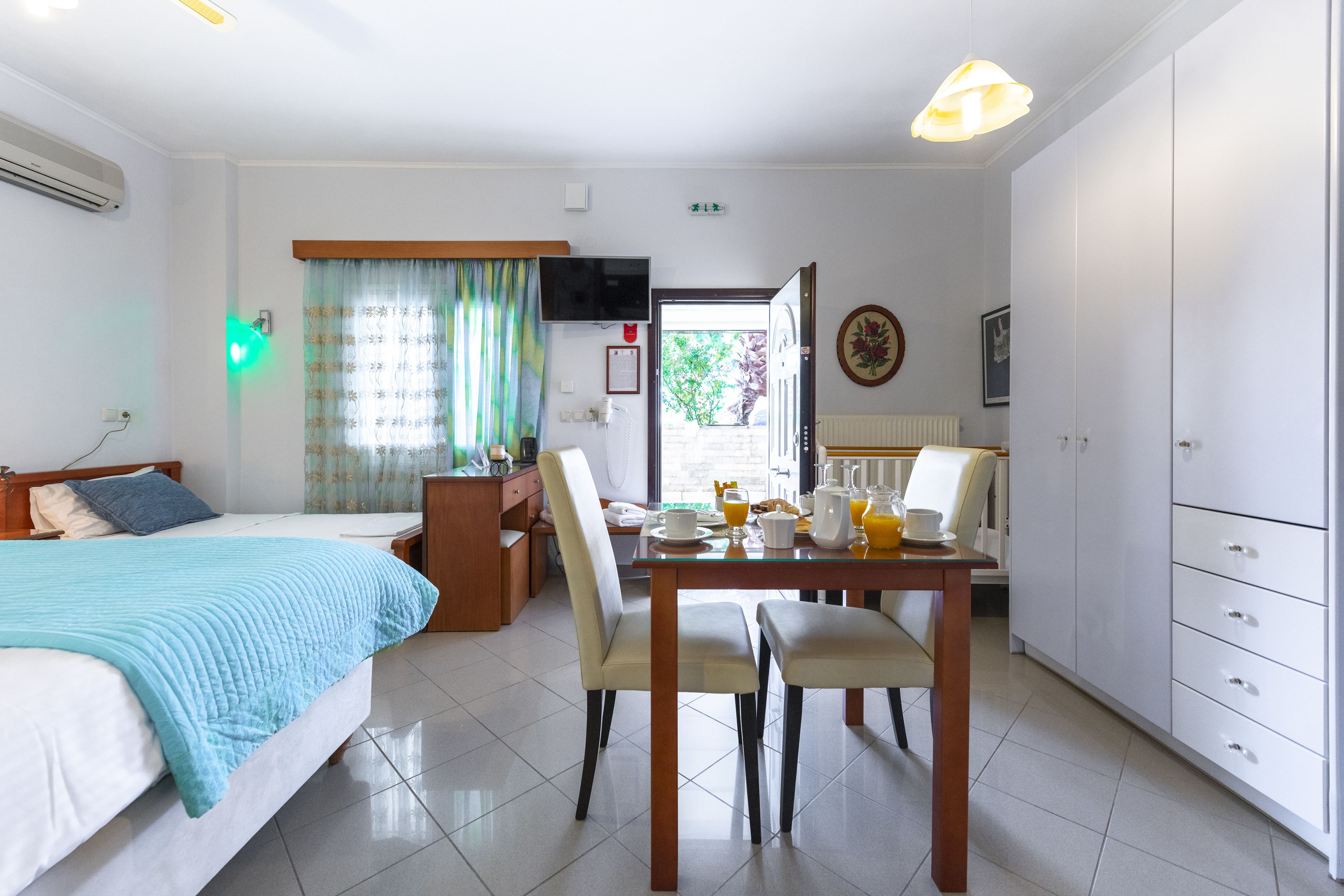 Apartemen Superior (Ground Floor) | Seprai katun Mesir, seprai premium, dan selimut bulu angsa