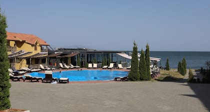 Best Western Bohemian Resort