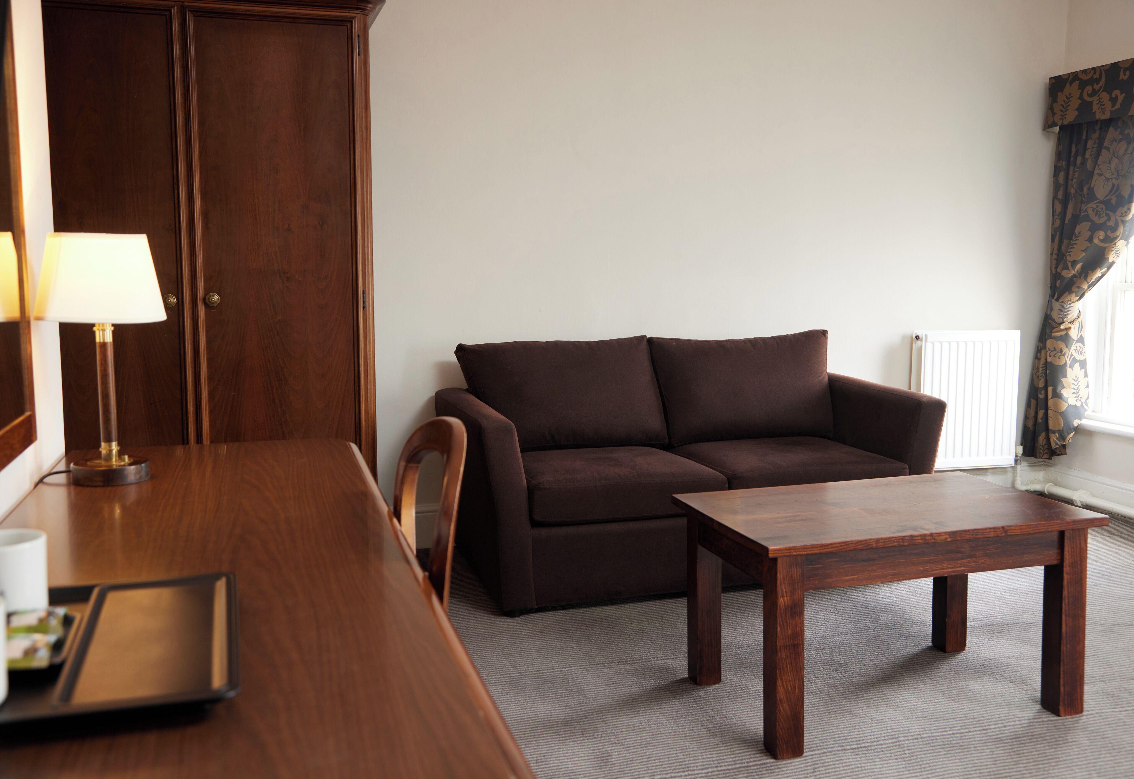 Family Room Sleeps 4 | Desk, iron/ironing board, free WiFi, bed sheets