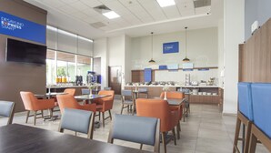 Unclassified image, 2 of 70, button - Holiday Inn Express Guadalajara Iteso by IHG (Tlaquepaque)
