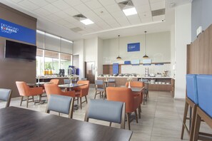 Déjeuner continental gratuit tous les jours