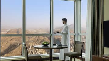 Deluxe Suite, 1 King Bed (Partial Haram View) | Premium bedding, minibar, in-room safe, desk